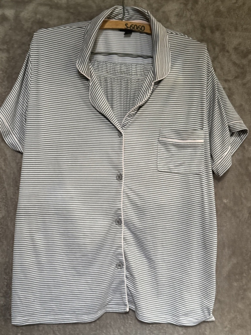 Tahari Women's Pajama Set Gray White Pink Striped Button Down & Shorts Size XL